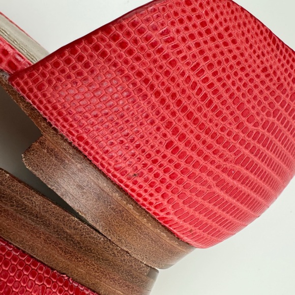 Tory Burch Savannah D’Orsay Flat Sandals in Melon/Coral 9 - Picture 14 of 14